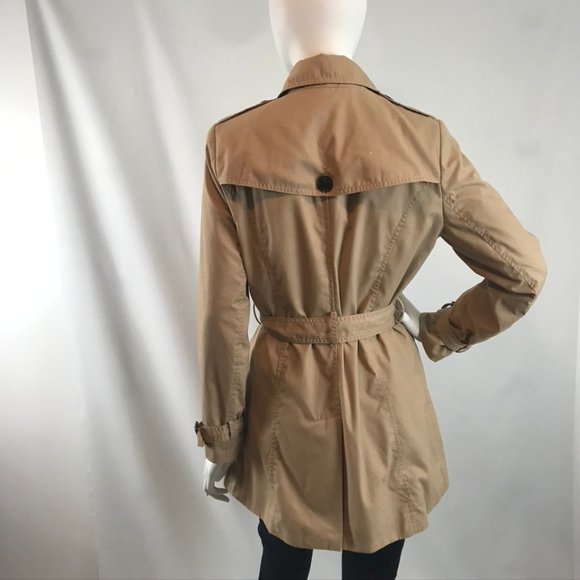 Classic trench coat - Picture 9 of 11
